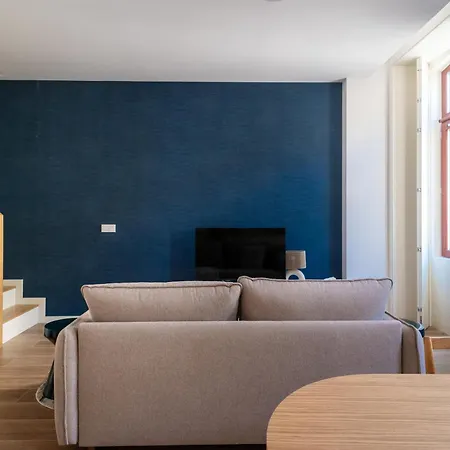 Bright Bonfim Flat W/ Balcony By Lovelystay